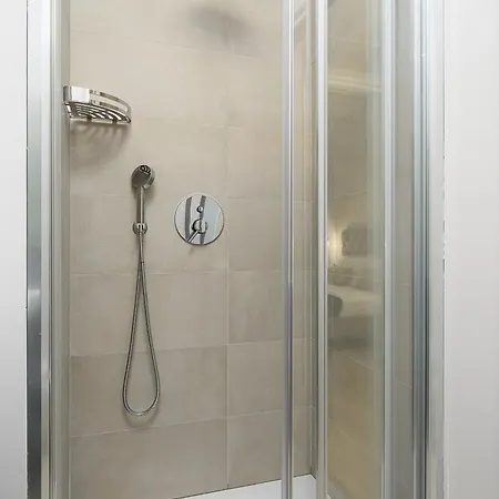 Classbnb - 2 Bilocali Di Design In Zona Porta Garibaldi *