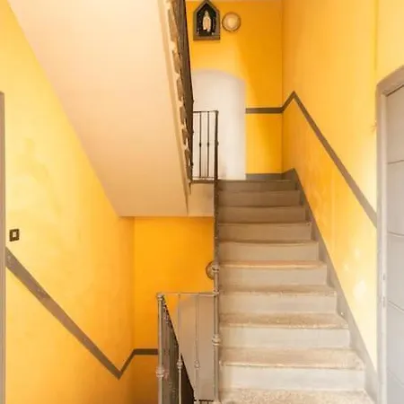 Free Wi-fi - A/c - Vertical Tower - Garibaldi Daire