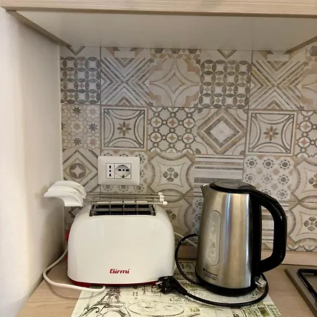 Appartement Joy House -central Near Metro Arco Della Pace Brera-entire Perfect For Work & Play, Nightlife With Ac & Fast Wifi Welcome To The Cool Joy House! *