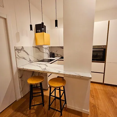 Cozy Between Sempione, Life And Mico !