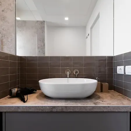 Sunset Citylife Typical Italian Style House * Milánó