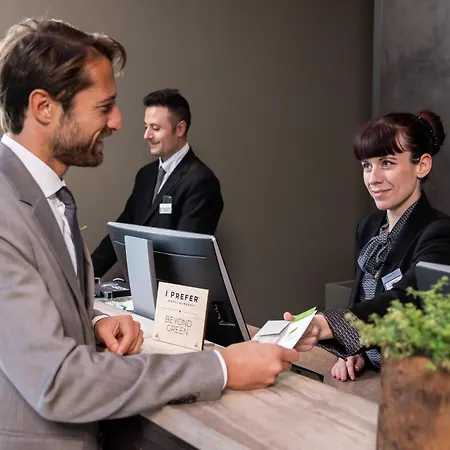 Hotel Starhotels Echo 4*