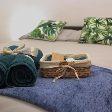 La Corte Dei Creativi Comodo E Apartmán