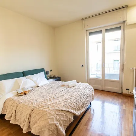 Ihost - Niccolini 21 Mediolan