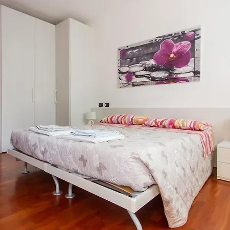 A Terrace On The Park