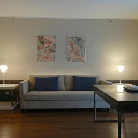 מלון Ramada Plaza By Wyndham 4*