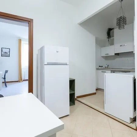 Easytopstay - Porta Garibaldi Cozy Flat Apartman *