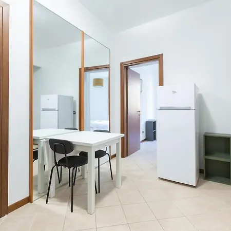 Apartman Easytopstay - Porta Garibaldi Cozy Flat *