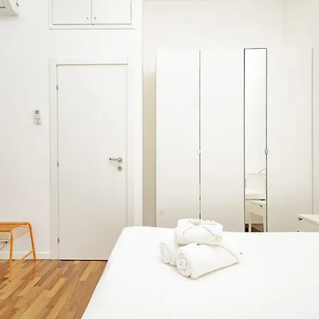 Apartamento Xenia - Cozy Luminous Flat Near Navigli