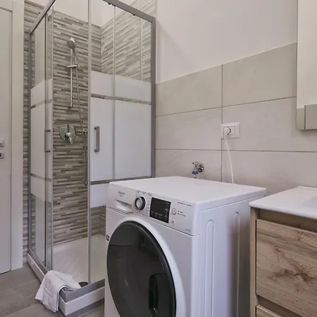Apartment Joivy Spacious Family Milan