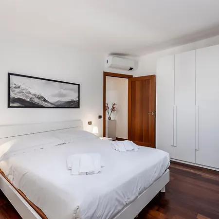 Stayeasy Sesia5 - 4 Bedrooms Penthouse, 2 Baths Daire *