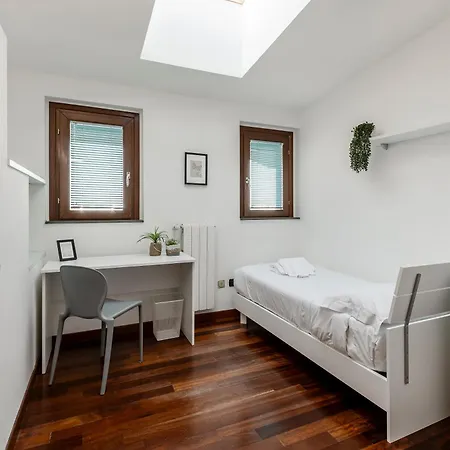 Διαμέρισμα Stayeasy Sesia5 - 4 Bedrooms Penthouse, 2 Baths