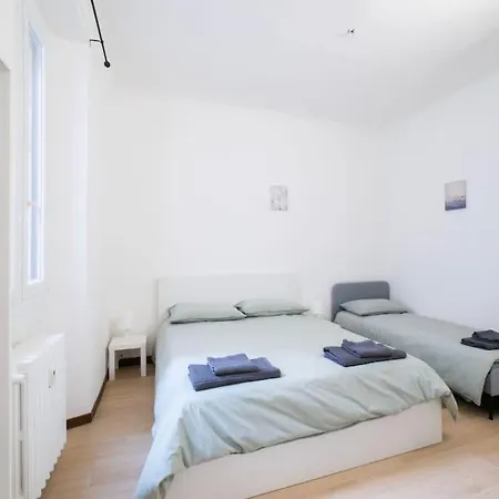 4 Stops From The Center * Milaan