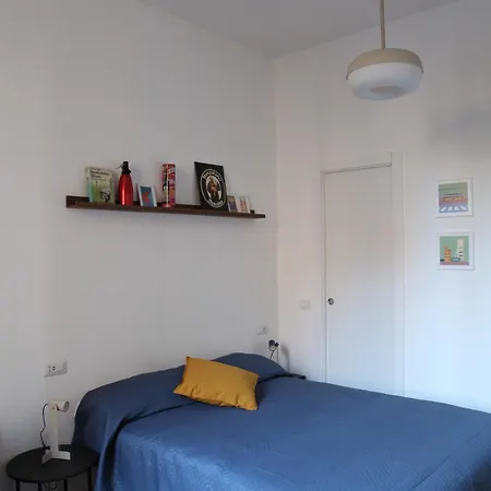 Modern Close To Metro Apartament *