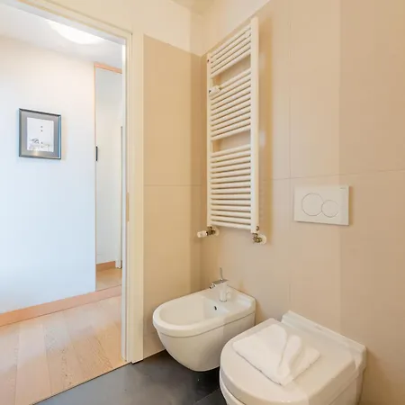 Apartment Exclusive Flat Isola Milan