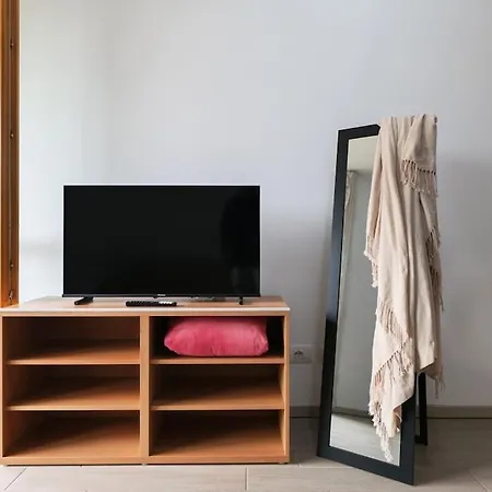 Contempora - One Bedroom Nuvolone 7 * Milan