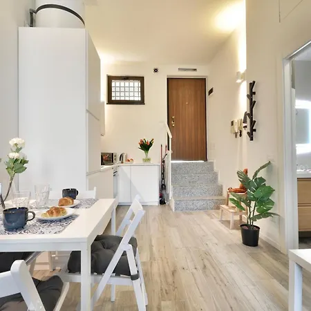 Daire Ihost - Adriatico 6 *