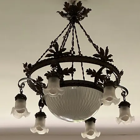 Flowers, A Cozy In *