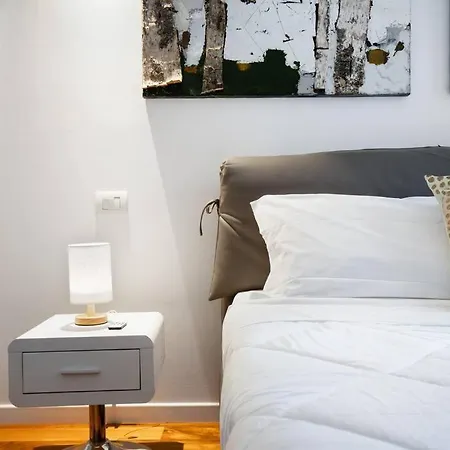 - Comfort Con Terrazza Apartment Mailand
