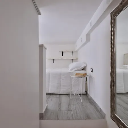 Quiet House In Navigli Sleeps 4 Appartement Milan