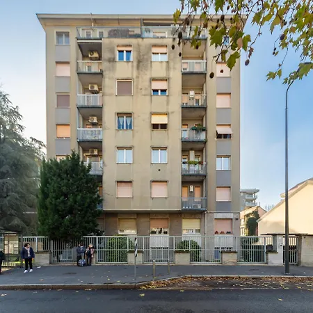 45royal Stylish House Center *