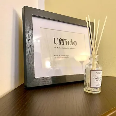 • Cozy House • 10 Min Rho Fiera Apartment *