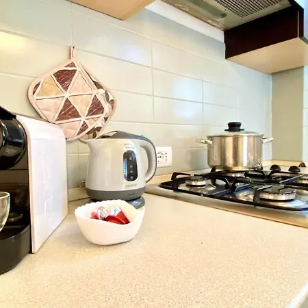 • Cozy House • 10 Min Rho Fiera Apartment *