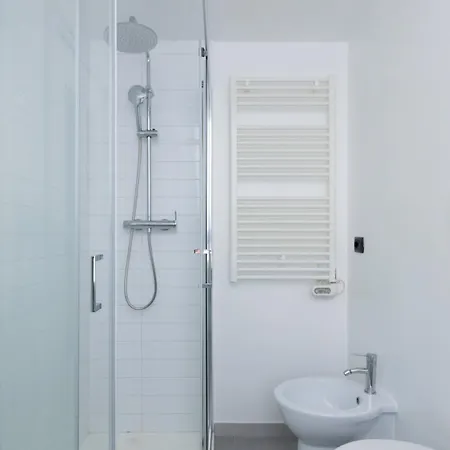 Italianway - Napo Torriani 22 *