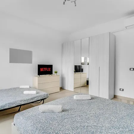 Rog27-large With Transport Close To Home- Milano