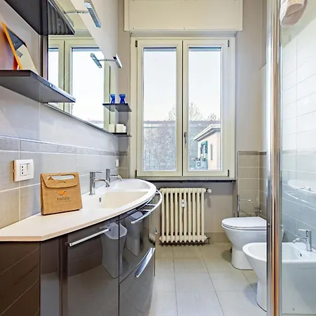 Serra 2br With Terrace By Halldis Apartament