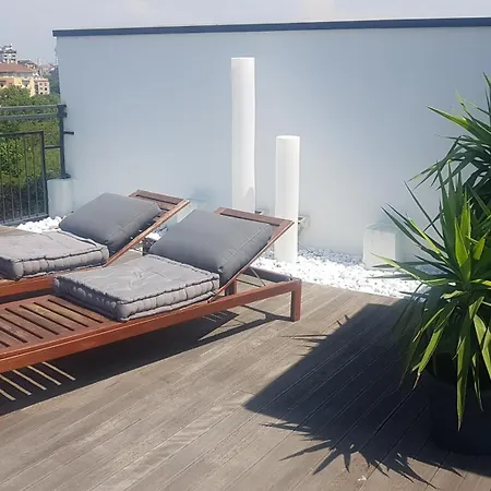 Apartmán Luxury With Terrace - Napoli 35 *