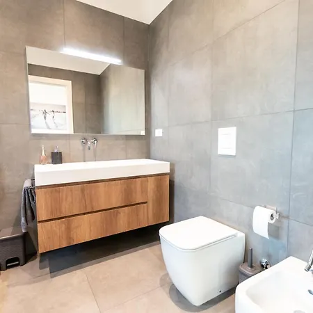 Luxury With Terrace - Napoli 35 *