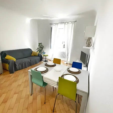 Casa Fara 1 - Ampio & Accogliente Bilocale * Milano