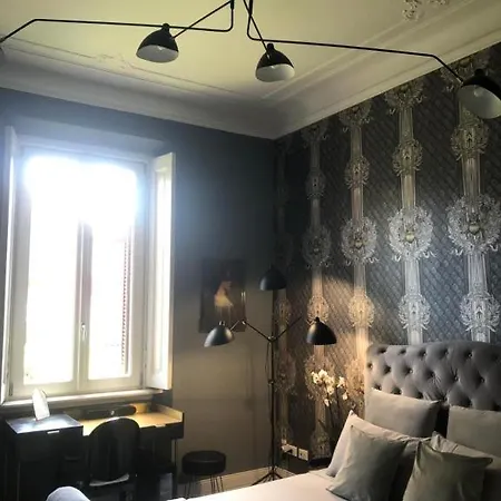 Lippi 42 Single Room's In With Garden * Milan