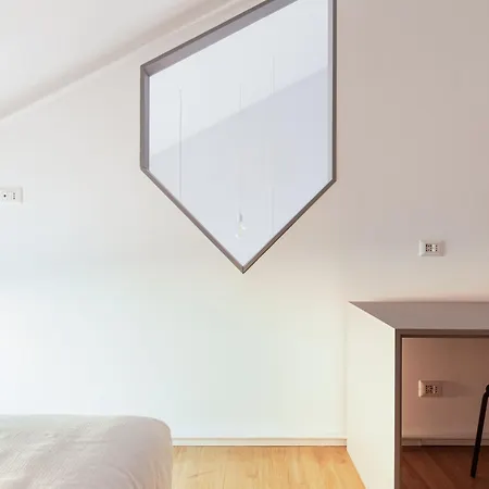 - 800 M Far From Lancetti Station * Milano