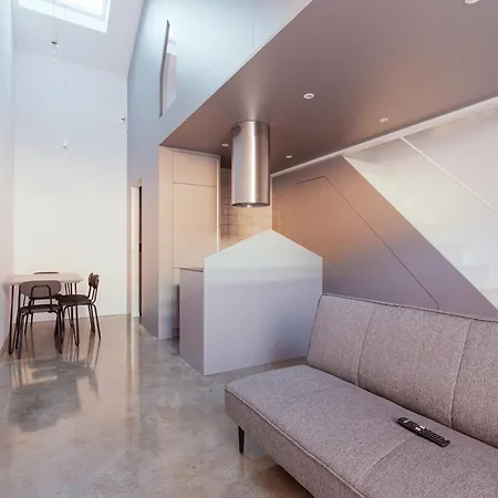 - 800 M Far From Lancetti Station *