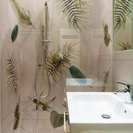 Maison Deco: 60 Mq Di Accoglienza Appartement *