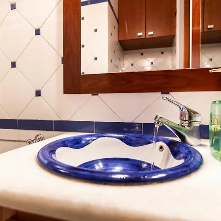 Artstay Apt Sempione, Near Metro, City Centre Milán