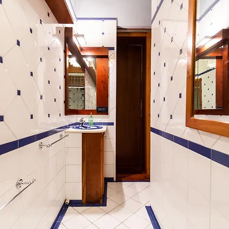Apartment Ariosto Elegant - Near M1 And Cadorna Station