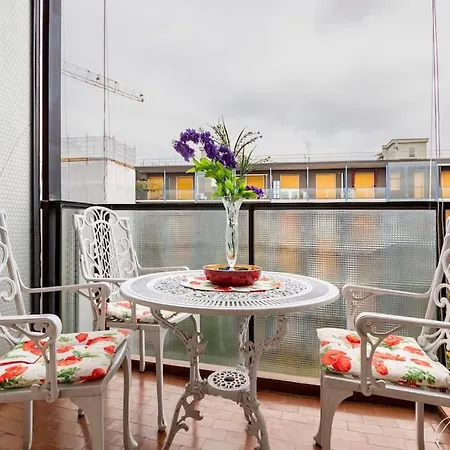 Apartamento Luminoso Bilocale In Centro