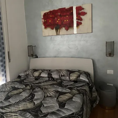 Confortevole Zona Bocconi-porta Romana דירה *