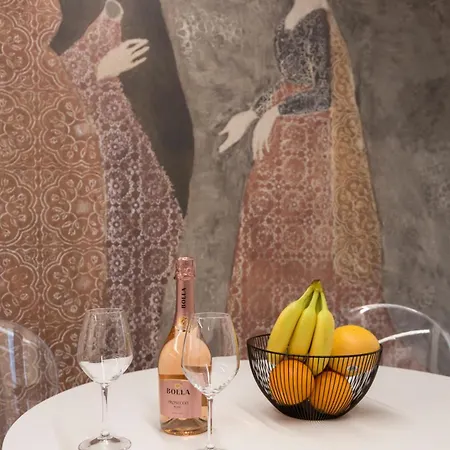 Nocleg ze śniadaniem Moscova Luxury 4*