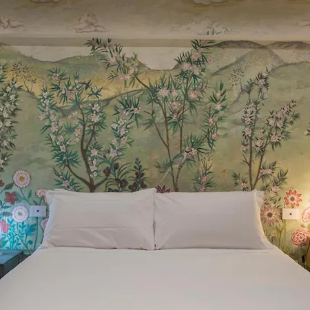 Moscova Luxury Oda ve Kahvaltı Milano