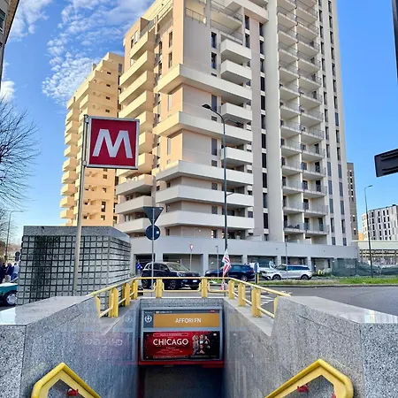 Casa Bianca - Metro E Stazione Sotto Casa * Милан