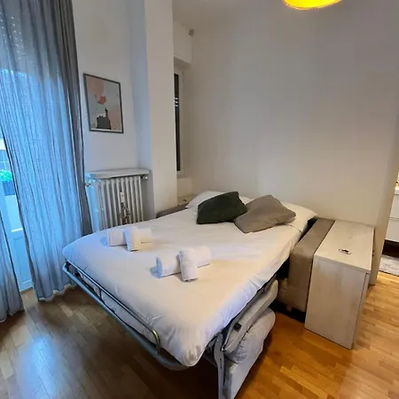 Da Vinci - With Balcony In Design District - Tortona Area