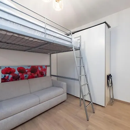 Ihost - Lucania 3 Milán