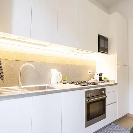 Apartament Orti Court *