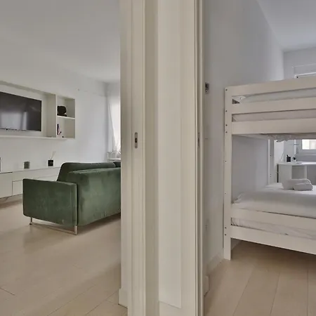 Joivy Splendid Flat Near The Duomo Daire