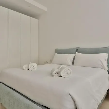 Joivy Splendid Flat Near The Duomo *