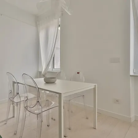 Daire Joivy Splendid Flat Near The Duomo Milano